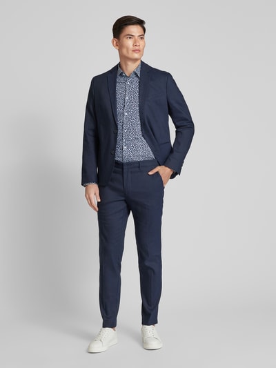 BOSS Slim Fit Koszula biznesowa z kołnierzykiem typu kent model ‘Hank’ Granatowy 1