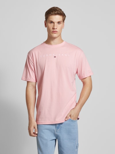 Tommy Jeans T-Shirt mit Label-Print Hellrosa 4