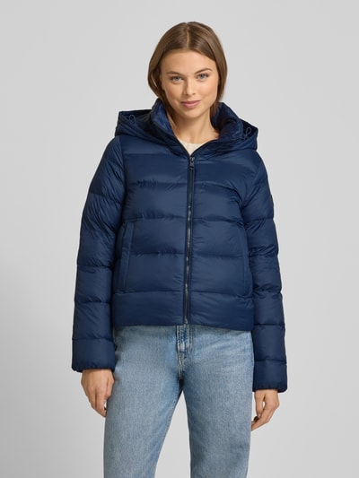 Tommy Hilfiger Kurtka puchowa o kroju regular fit z naszywką z logo Granatowy 4