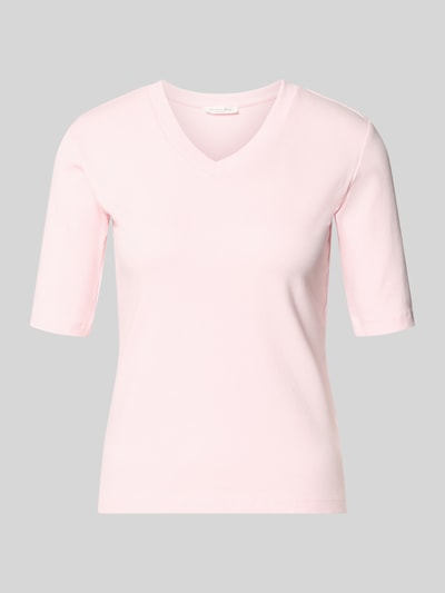 Produktfoto, T-shirt mit V-Ausschnitt von Christian Berg Woman, jasnoróżowy, mieszanka bawełny i elastanu, krój regular fit, rękaw o dł. 1/2, długość tyłu w rozmiarze S: 55 cm