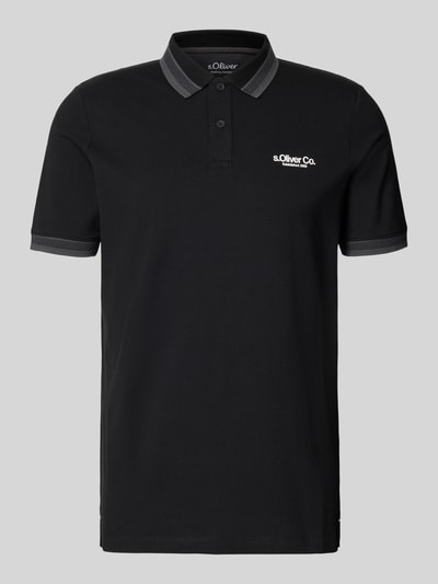 Produktfoto, Regular Fit Poloshirt aus Baumwoll-Mix von s.Oliver RED LABEL, Optik: Unifarben, Label-Print, Piqué-Textur, Polokragen, Kurzarm.