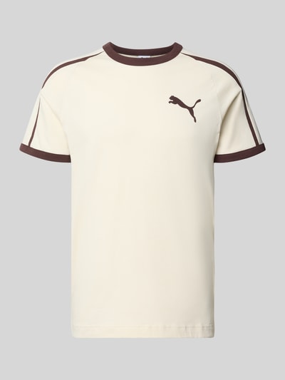 Produktfoto, Regular Fit T-Shirt mit Logo-Print von PUMA PERFORMANCE in Creme mit braunen Akzenten, Reine Baumwolle, Rundhalsausschnitt, Rückenlänge 72 cm bei Größe M