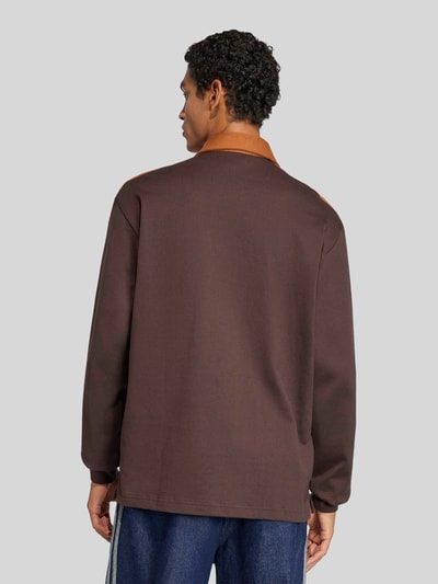 adidas Originals Relaxed Fit Rugbyshirt aus reiner Baumwolle Dunkelbraun 5