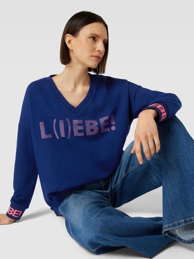 miss goodlife Sweatshirt met strass-steentjes, model 'L(I)EBE!' Marineblauw - 3
