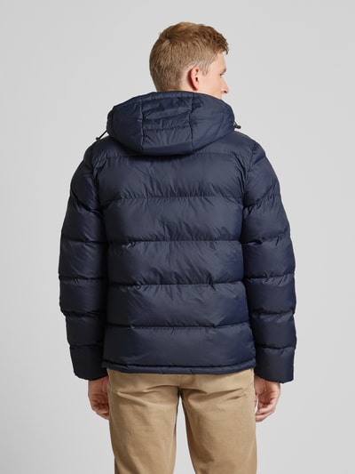 Gant Steppjacke mit Label-Patch Marine 5