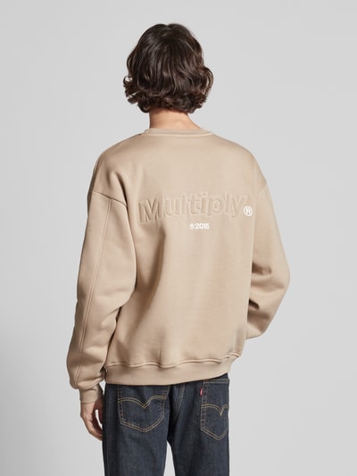 Multiply Apparel Oversized Sweatshirt mit Label-Print Beige 5