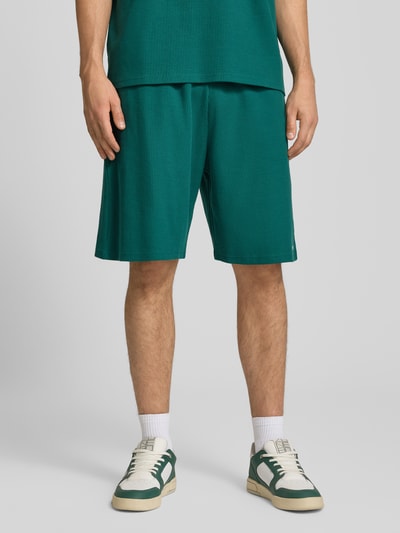 REVIEW Straight Fit Sweatshorts mit Strukturmuster Bottle 4