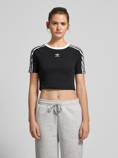 adidas Originals Cropped T-Shirt mit Label-Print Black 4