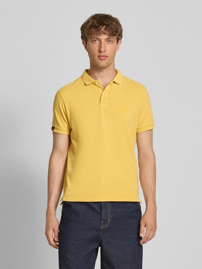 Superdry Koszulka polo o kroju regular fit z wyhaftowanym logo Żółty 4