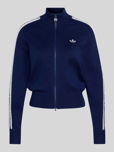 Produktfoto, Slim Fit Strickjacke aus Viskose-Mix mit Logo-Stitching von adidas Originals in Dunkelblau mit weißen Streifen auf den Ärmeln, Damen Strickjacke von adidas.