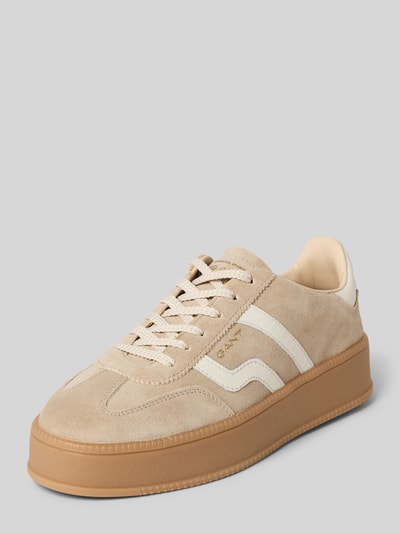 Produktfoto, Sneaker aus echtem Leder Modell 'Cuzmani' von Gant in beige mit abgerundeter pasvorm, logoprint, hakhoogte 4 cm, schachthoogte 7 cm, schachtbreedte 9 cm