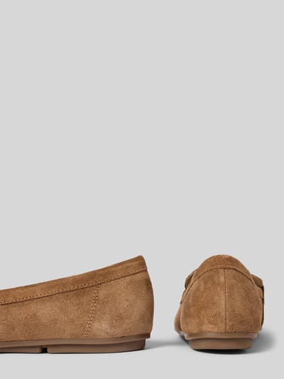 Productfoto, Loafer aus echtem Veloursleder van Tamaris in effen kleuren met afgeronde punt van de schoen, platte hakvorm, comfortmodel/open, geprofileerde en gestructureerde zool, materiaalverwerking van velours, gemaakt van echt leer.