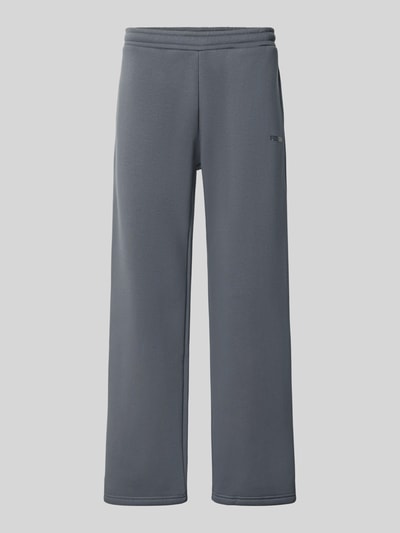 Produktfoto, Sweatpants mit Logo-Print und Gesäßtasche von REVIEW, Baumwoll-Mix, gerader Schnitt, elastischer Bund, grau, weiche Textur