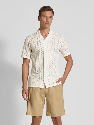 Casual Friday Koszula casualowa o kroju regular fit z haftem angielskim model ‘LOGAN’ Złamany biały 4