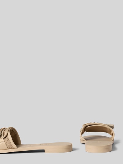 Productfoto, sandaaltjes met afgeronde punt, comfortmodel, model 'ELYZE4' met labelapplicatie, klittenbandsluiting, hakhoogte maat 39: 2 cm van guess