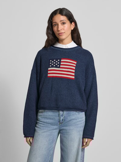 GAP Sweter z dzianiny o kroju regular fit z wyhaftowanym motywem model ‘Americana’ Ciemnoniebieski 4