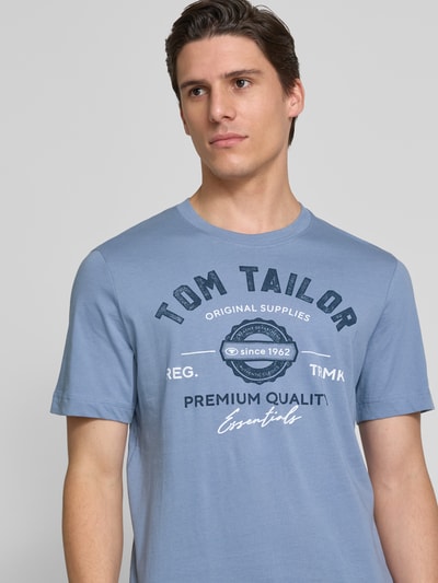 Tom Tailor T-shirt o kroju regular fit z czystej bawełny z nadrukiem z logo Szaroniebieski 3