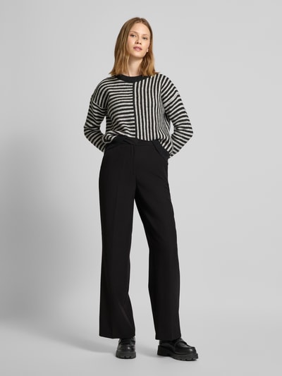 Vero Moda Wide Fit Stoffhose mit Bügelfalten Modell 'KACANDRA' Black 1