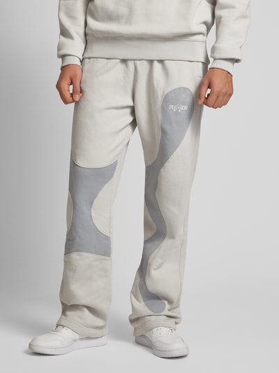 Pegador Loose Fit Sweatpants mit Label-Print Modell 'MINER' Hellgrau 4