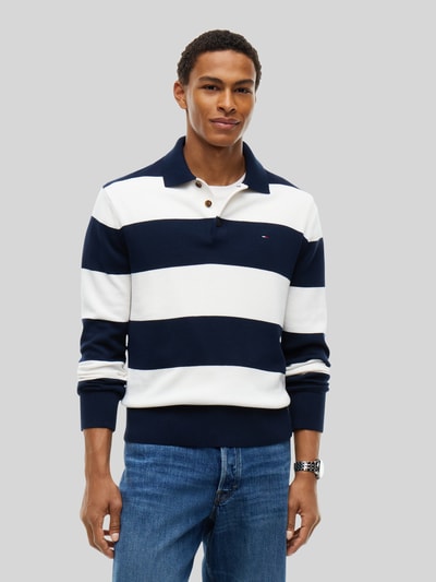 Tommy Jeans Pullover mit Logo-Detail Marine 4