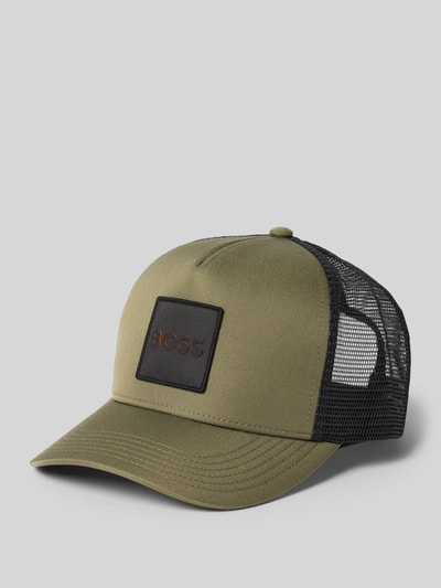 Produktfoto, groene cap met zwart labelpatch en zwart gaas, Cap met labelpatch van BOSS, Heren
