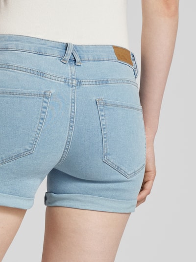 Vero Moda Jeansshorts mit Eingrifftaschen Modell 'LUNA' Jeansblau 3