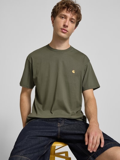 Carhartt Work In Progress T-Shirt mit Label-Stitching und Rundhalsausschnitt Oliv 3