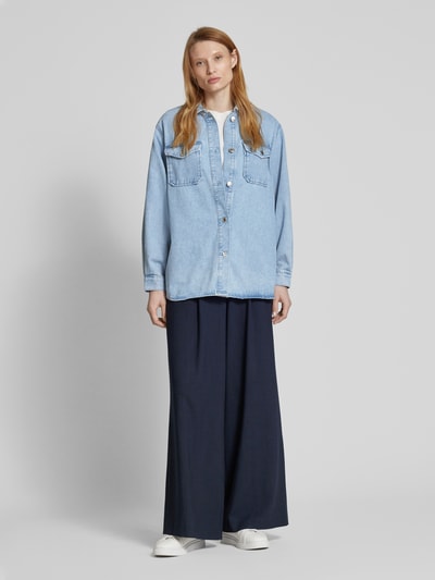 Vero Moda Loose Fit Jeanshemd aus Baumwoll-Mix Modell 'NAYA' Hellblau 1