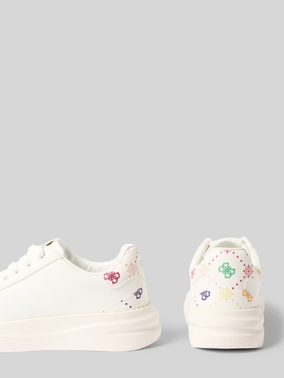 Produktfoto, Sneaker aus Leder-Textil-Mix Modell 'ELBINA11' von Guess, weiß, mehrfarbige Logos, runde Spitze, Damen Sneaker, 5 cm Absatz, 7 cm Schafthöhe, 9 cm Schaftweite
