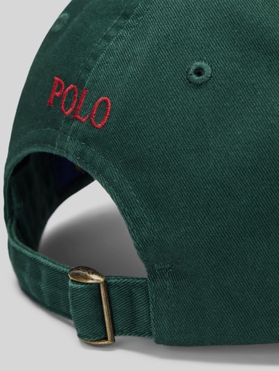 Productfoto, Basecap uit pure katoen van Polo Ralph Lauren in effen donkergroen met logo-detail, geborduurde luchtgaatjes, versterkte klep, verstelbare band, webstofstructuur