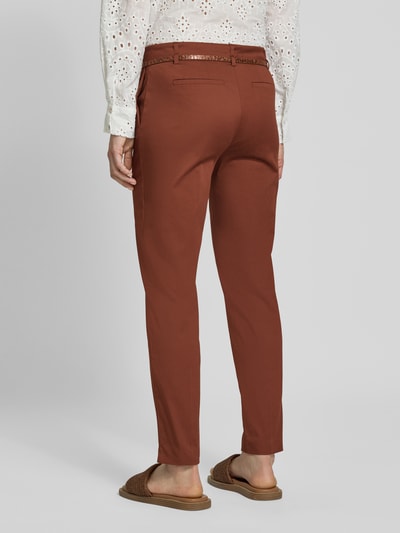 Christian Berg Woman Slim Fit Stoffhose mit verkürztem Schnitt Mittelbraun 5