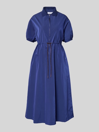 Produktfoto, Midikleid mit kurzem Reißverschluss und Kordelzug an der Taille von Rich & Royal, taillierter Schnitt, gerippter Kentkragen, 1/2-Arm mit elastischen Abschlüssen, feste Struktur, satter Blauton