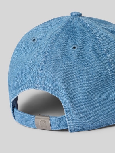 Produktfoto, Base Cap in Denim-Optik Modell 'Lucas' von Carhartt Work In Progress aus Reine Baumwolle mit Logo-Stitching und Strapback-Verschluss