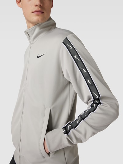 Nike Sweatjacke mit Reißverschluss und Zierleisten Hellgrau 3
