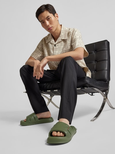 Kenzo Slides mit Label-Print Khaki 1
