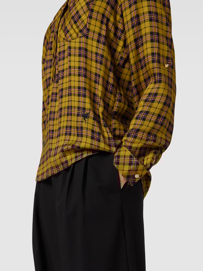 Emily Van den Bergh Hemdbluse mit Tartan-Karo Modell 'Schulterklappe Karo' Grün 3