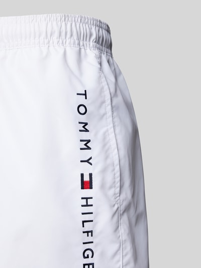 Tommy Hilfiger Regular Fit Badeshorts mit Label Stitching Weiss 2
