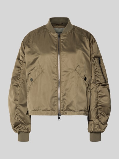 Productfoto, Boxy Fit Jacke met tweewegs-ritssluiting model 'JODY' van Beaumont Amsterdam in olijfgroen, opstaande kraag, drukknopzakken, dames jack, gladde textuur, maat 36: ruglengte 54 cm, schouderbreedte 42 cm, borstwijdte 51 cm, mouwlengte 67 cm.