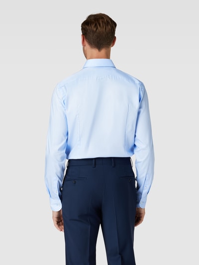 BOSS Slim Fit Slim Fit Business-Hemd mit Kentkragen Modell 'HANK' Bleu 5