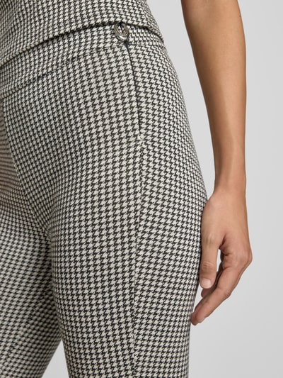 HUGO Slim Fit Schlaghose aus Baumwoll-Viskose-Mix Modell 'NAROSETTA' Black 3