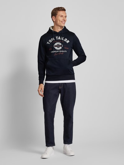 Tom Tailor Regular Fit Hoodie aus Baumwoll-Mix mit Logo Print Marine 1