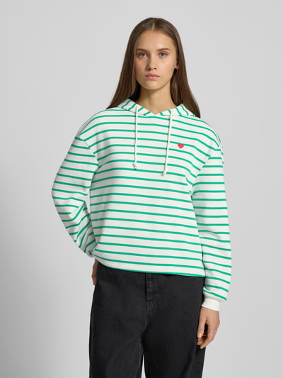 PIECES Bluza z kapturem o luźnym kroju z mieszanki bawełny model ‘CHILLI’ Écru 4