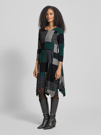 Apricot Minikleid mit Rundhalsausschnitt Khaki 1