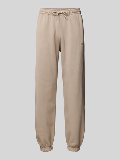 Guess Activewear Relaxed fit sweatpants met labelprint, model 'EMIS' Beige - 2