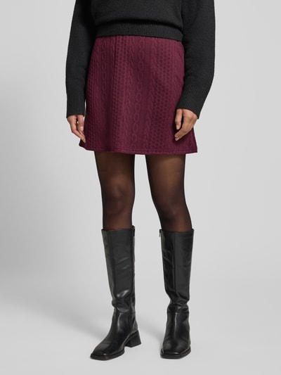 Vero Moda Ausgestellter Mini-Rock mit Strukturmuster Modell 'JANNI' Bordeaux 4