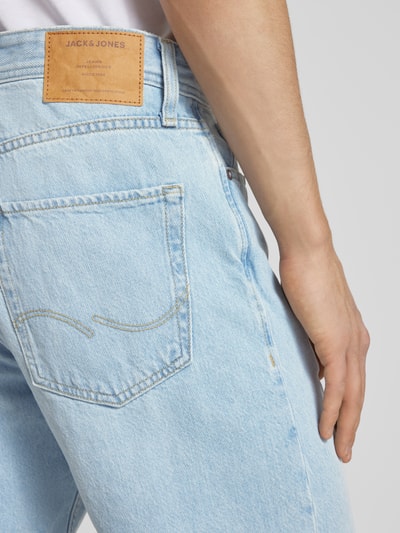 Jack & Jones Loose Fit Jeansshorts im 5-Pocket-Design Modell 'TONY' Hellblau 3