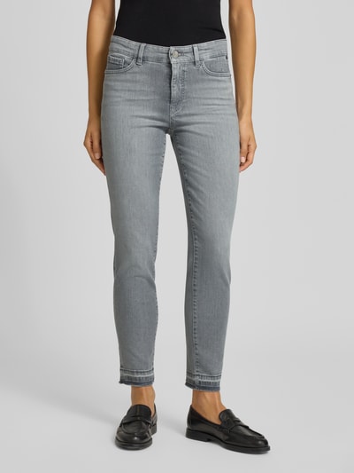 Marc Cain Jeansy o kroju slim fit z efektem znoszenia i ozdobnymi kamieniami Jasnoszary 4