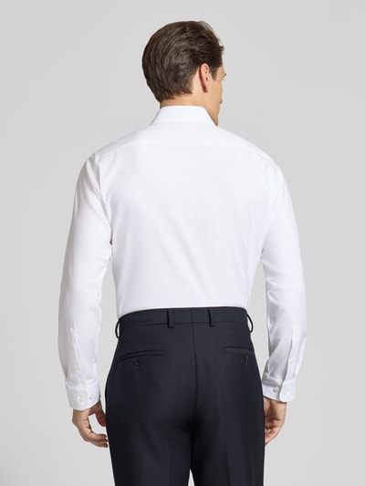 Christian Berg Men Regular Fit Businesshemd mit Kentkragen Weiss 5