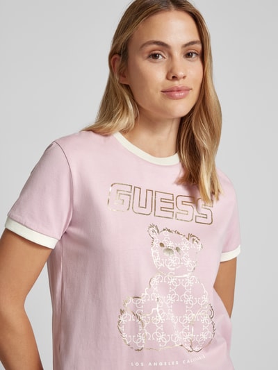 Guess Activewear T-Shirt mit Label-Motiv-Print Altrosa 3