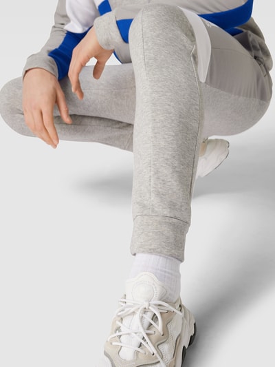 ADIDAS SPORTSWEAR Sweatpants mit Label-Print Mittelgrau 3